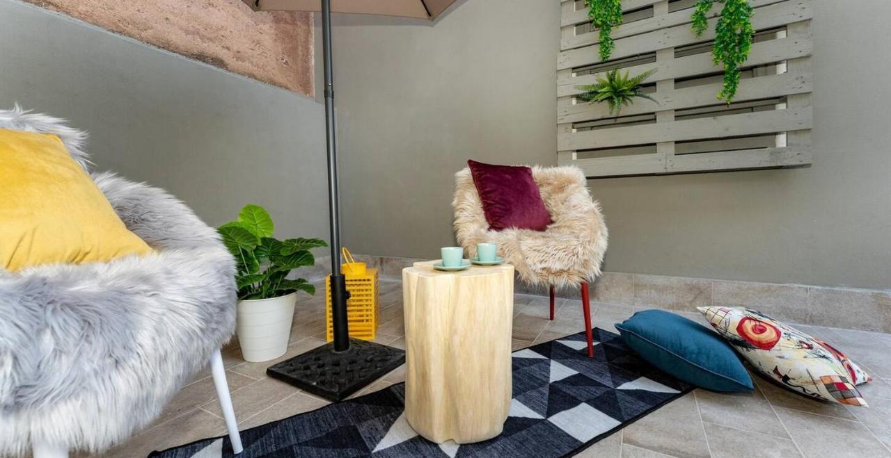 Siciliaholic Modern House Apartment คาตาเนีย ภายนอก รูปภาพ