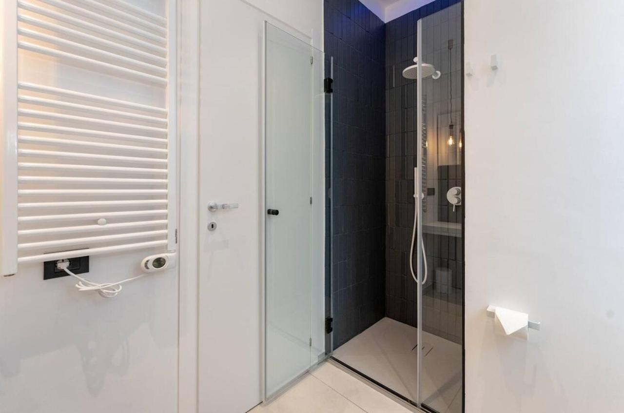 Siciliaholic Modern House Apartment คาตาเนีย ภายนอก รูปภาพ