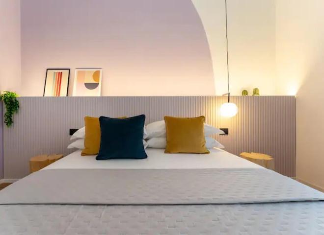 Siciliaholic Modern House Apartment คาตาเนีย ภายนอก รูปภาพ
