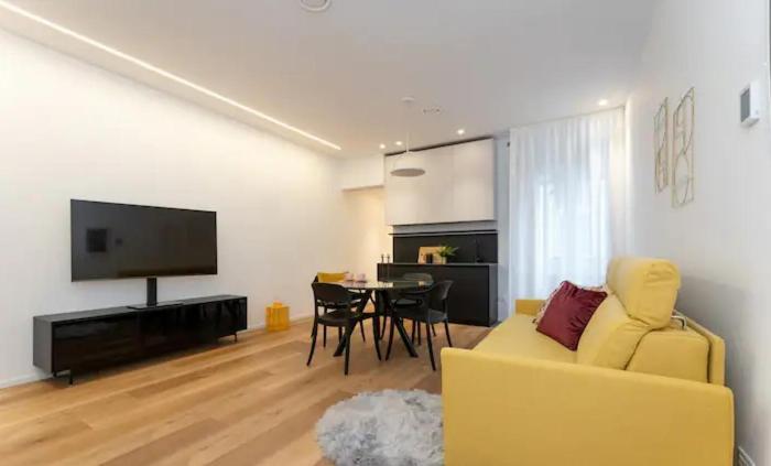Siciliaholic Modern House Apartment คาตาเนีย ภายนอก รูปภาพ