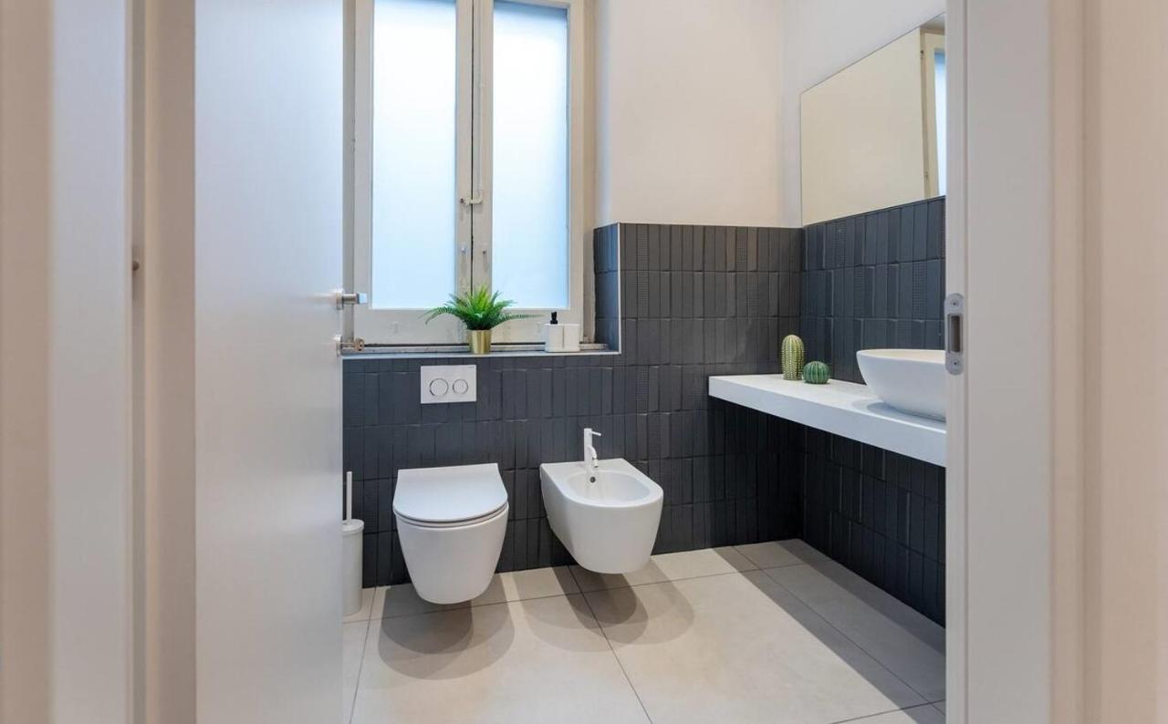 Siciliaholic Modern House Apartment คาตาเนีย ภายนอก รูปภาพ